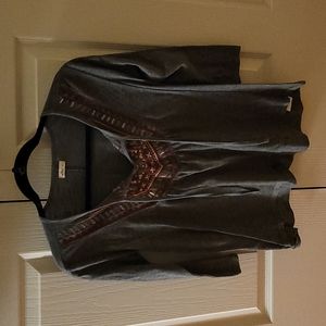 Hollister v neck 3/4 cropped sleeve